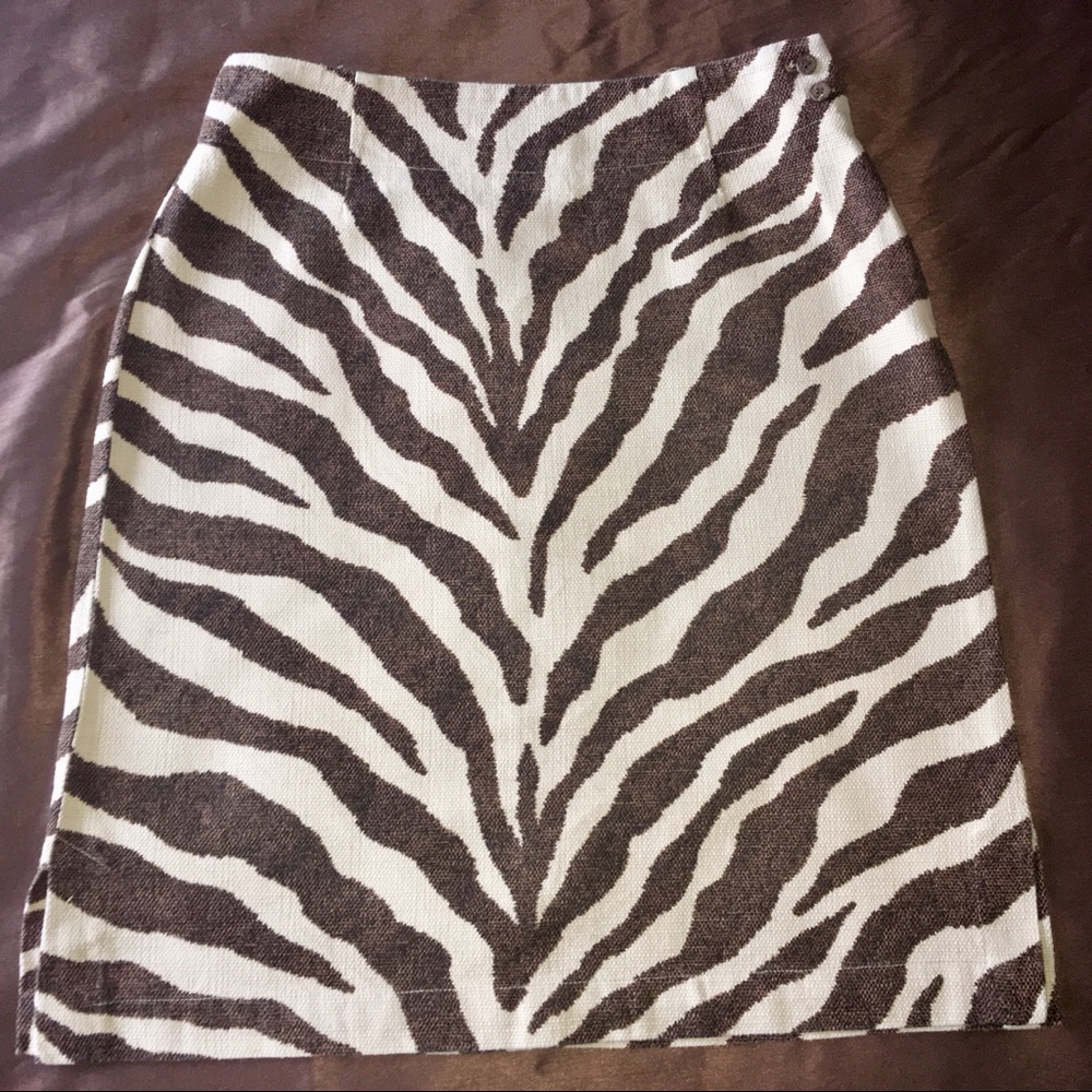SOLD! Liz Claiborne Animal Print Pencil Skirt 8 - Picture 1 of 3